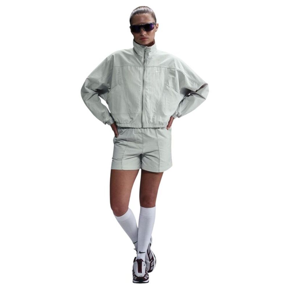 Nike Womens/Ladies Everything Woven Sports Track Jacket / Light Silver/White